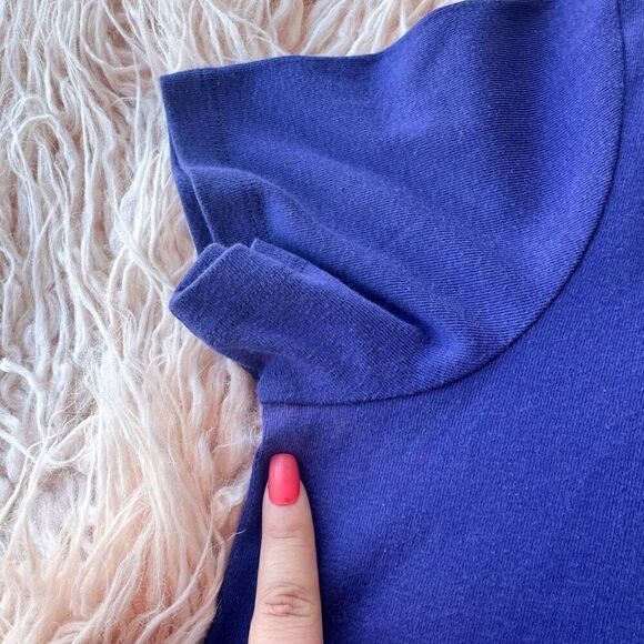 Women’s Large Blue T-shirt - Picture 4 of 6